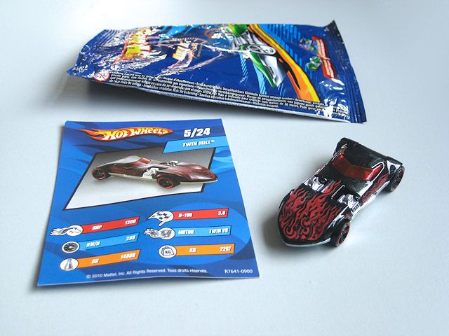 Unosesentaycuatro Uno Hot Wheels World Race Series Sobres Sorpresa Rinc N De